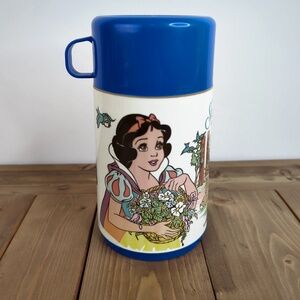 Vintage Disney Snow White and the Seven Dwarfs Thermos